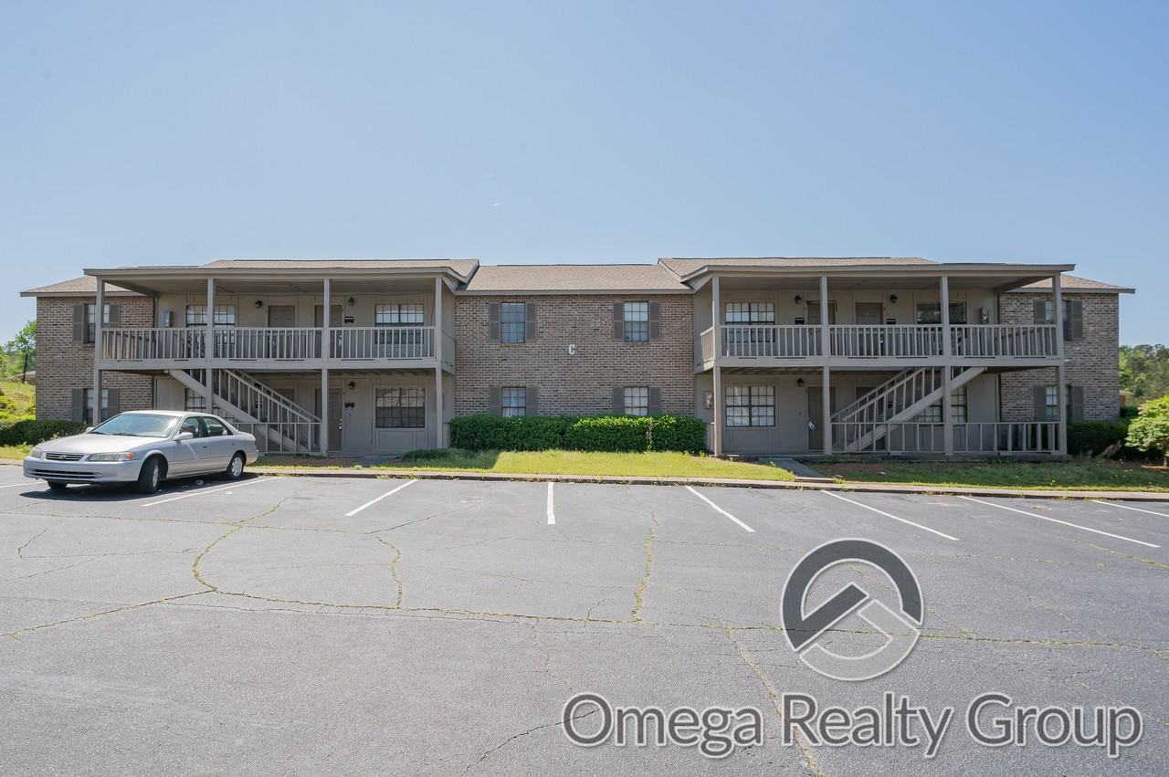 901 25Th Ave - Photo 2 of 10