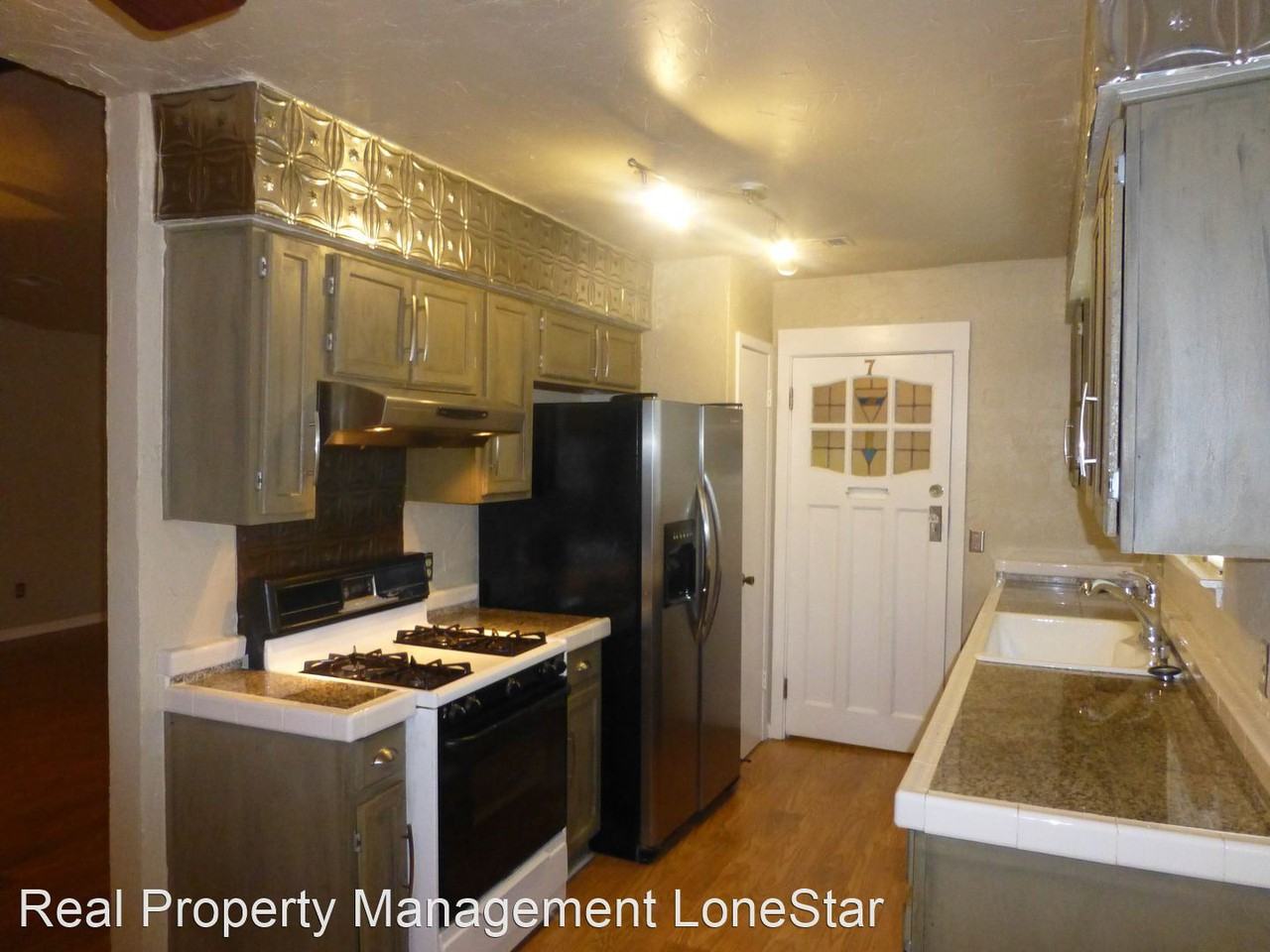 8500 Caspian Dr - Photo 3 of 18