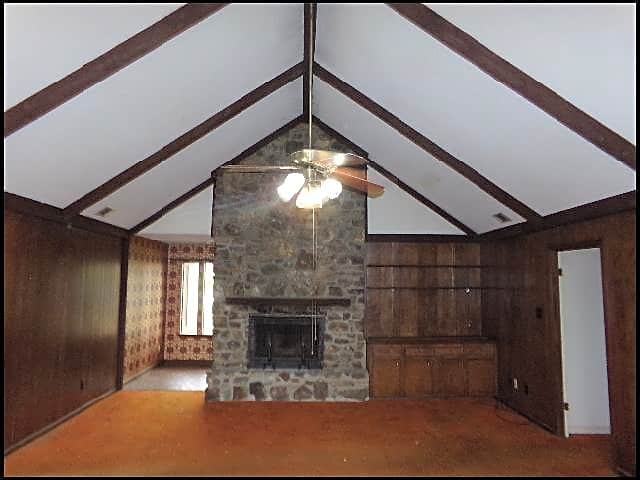 711 Mimi Ln - Photo 2 of 10