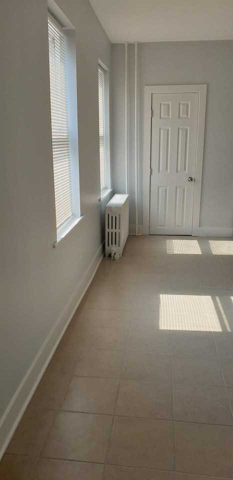 4722 Longshore Ave - Photo 2 of 15