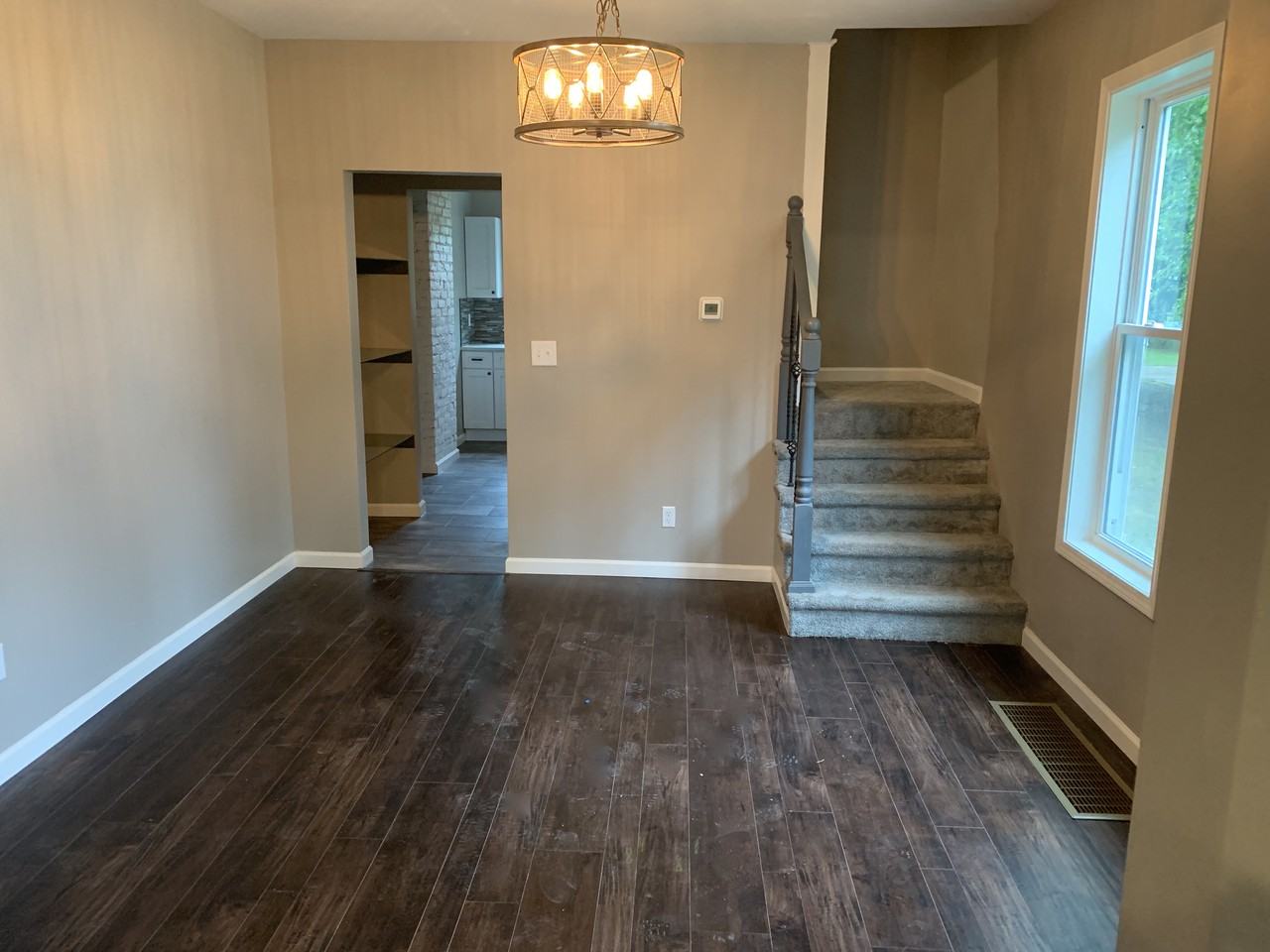 449 North Champion Avenue - Photo 3 of 9