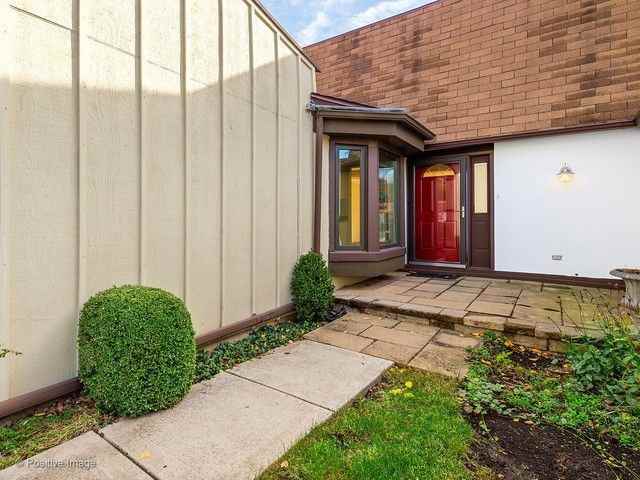 236 Cascade Dr #TH - Photo 2 of 36