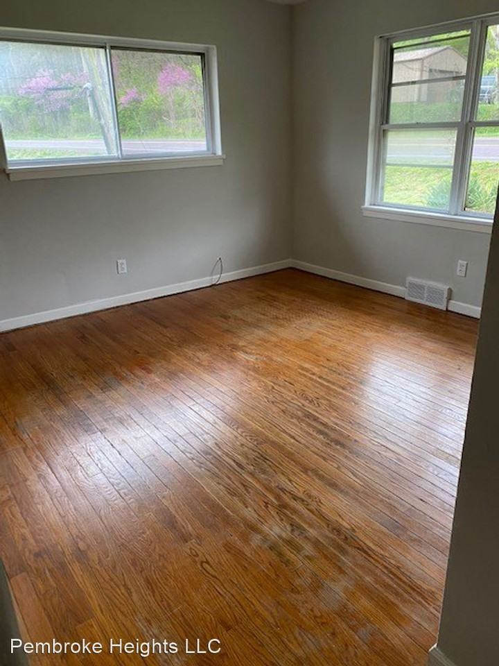 6459 2nd Street - Photo 3 of 9