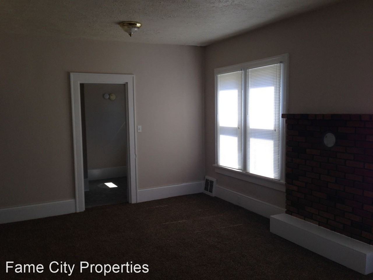 1820 Ohio Ave Ne - Photo 3 of 9