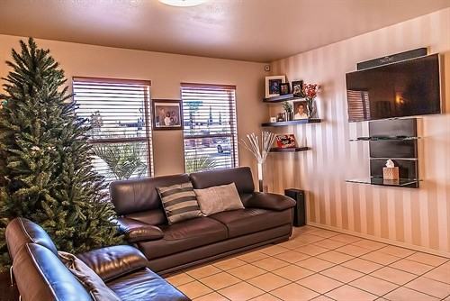 6213 Michel St - Photo 2 of 9