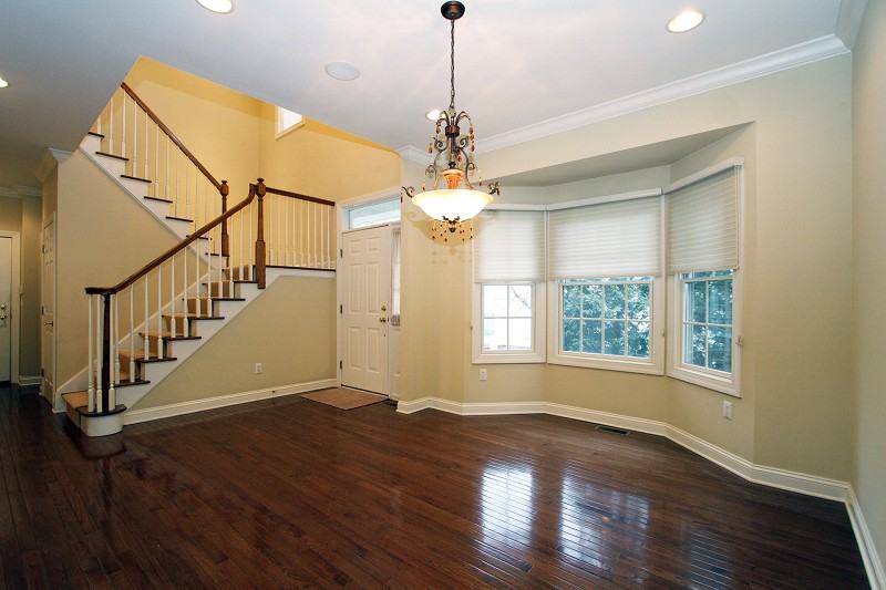 36 Pebble Beach Dr - Photo 2 of 15