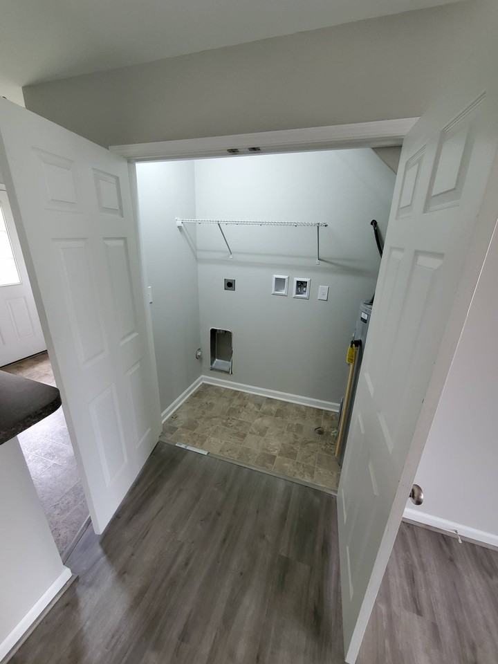 21 Micah Ct #1 - Photo 3 of 12