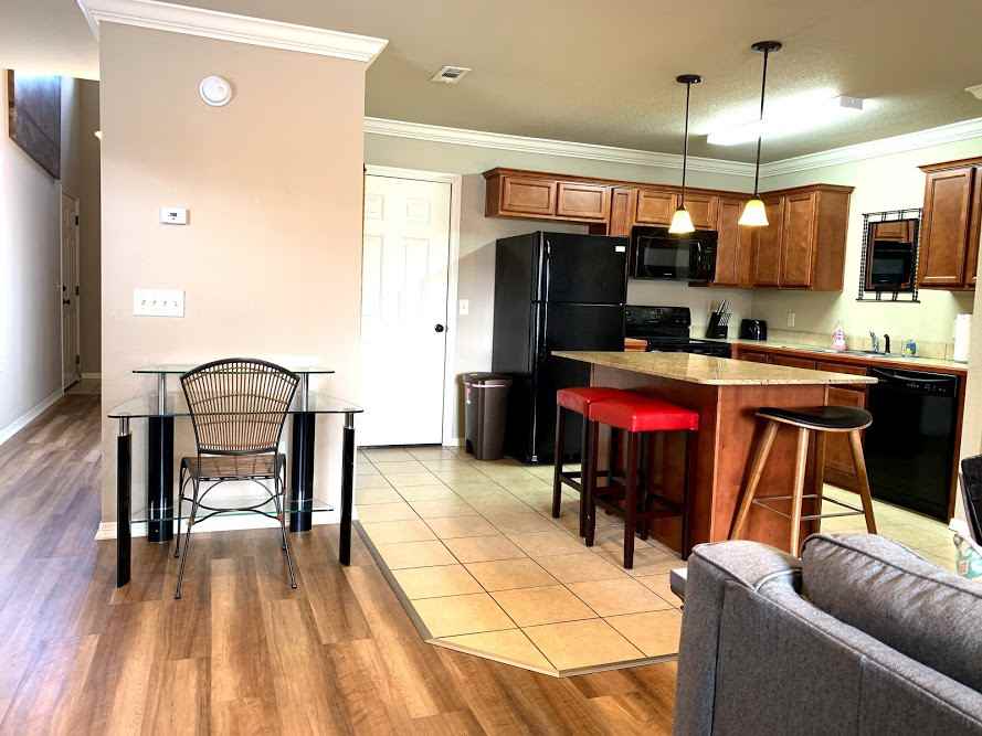 1071 W Malibu St #1 - Photo 3 of 11