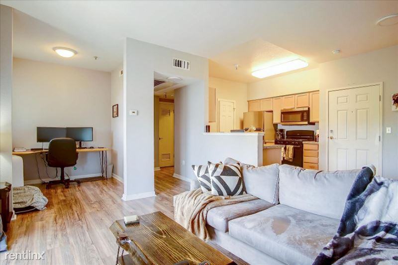 237 237 Pacifica Blvd 302 - Photo 3 of 11
