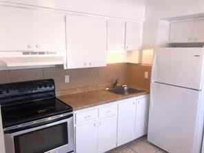 196 Northeast 28th Street - Photo 2 of 4