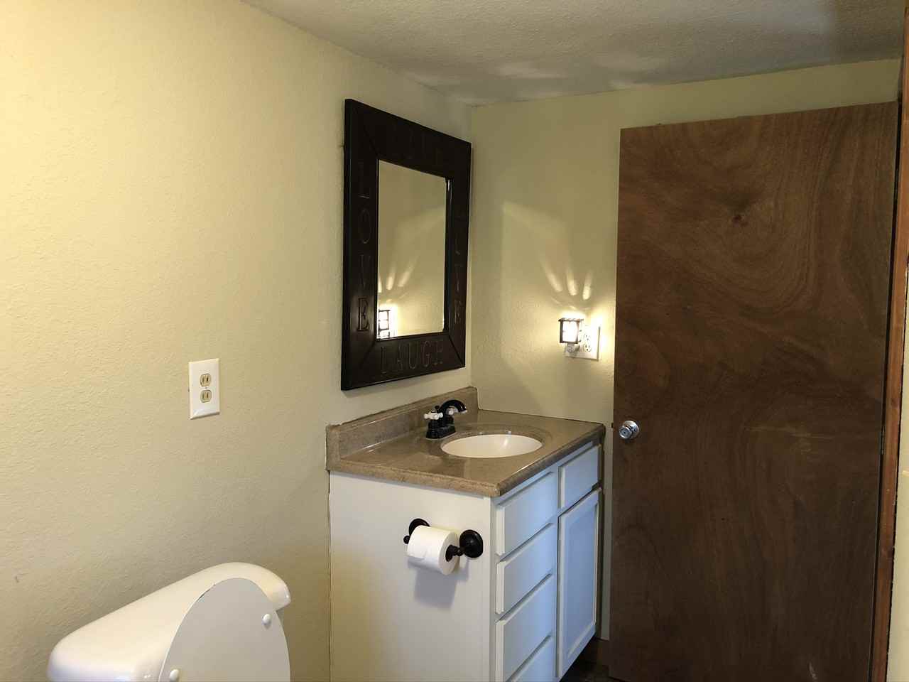 17 Hickory Grove Rd - Photo 3 of 8