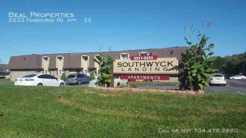 2233 Foxbourne Rd #25