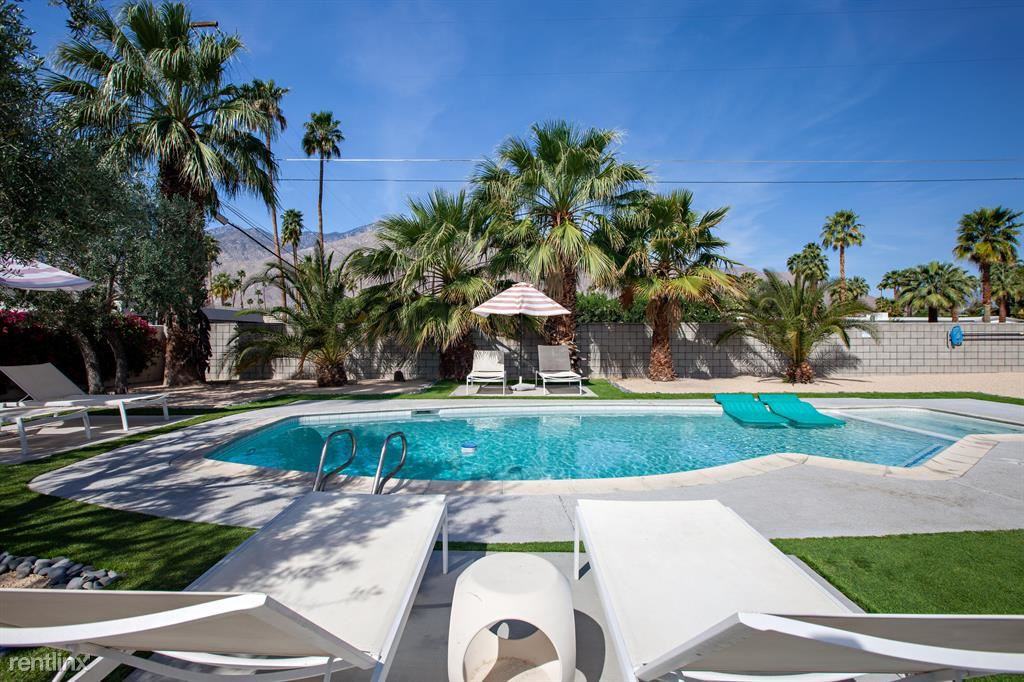 2007 E Andreas Rd - Photo 2 of 11