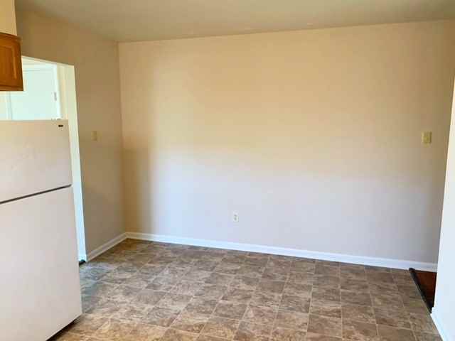 4653 Crestview Ave - Photo 7 of 11