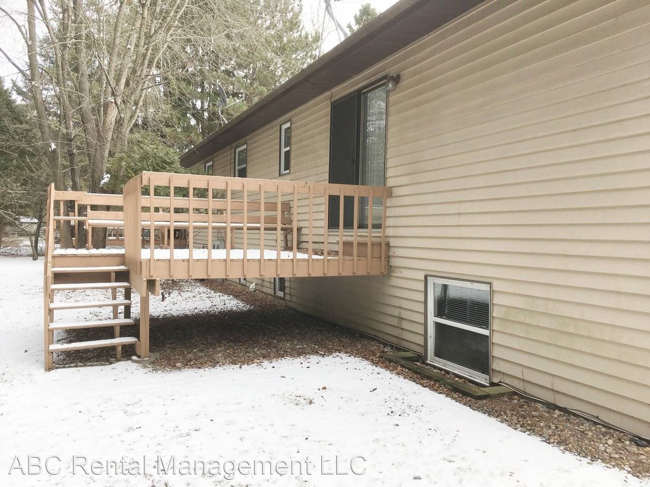 1602 Shorey Ave - Photo 3 of 24