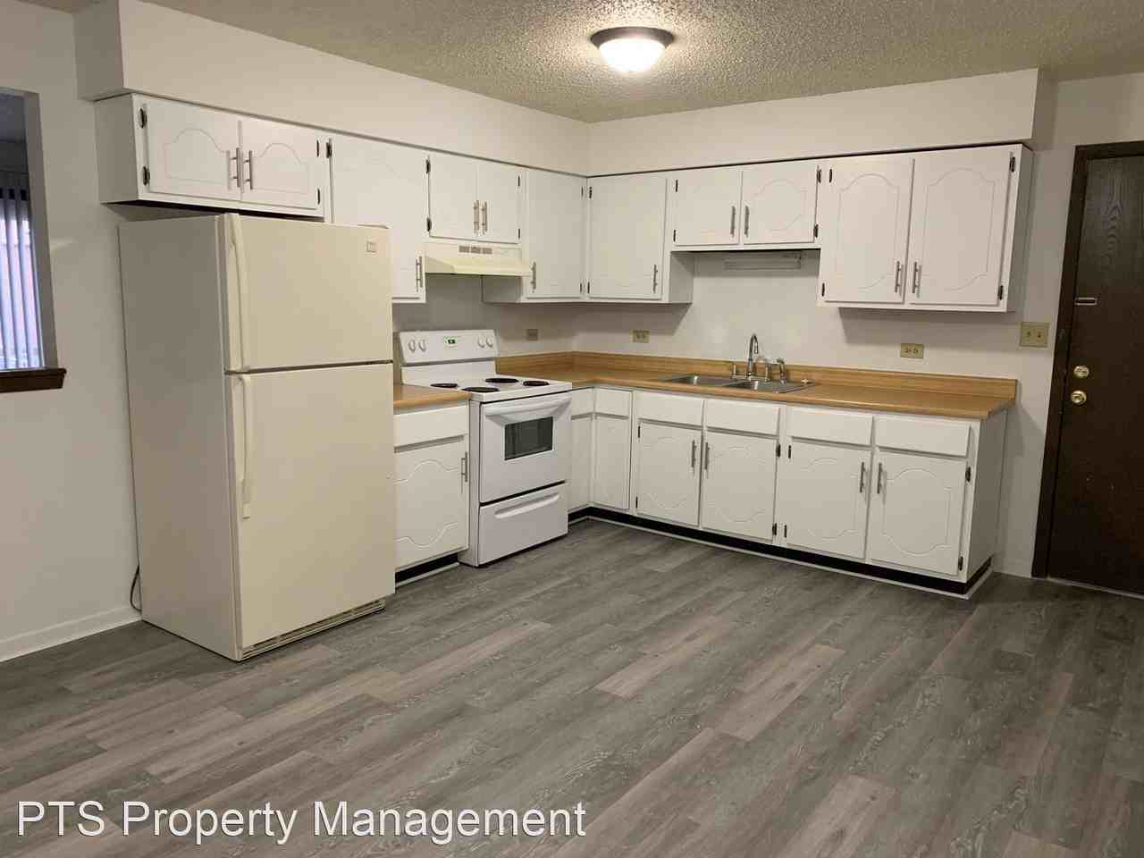 1322 Potomac Place - Photo 2 of 22