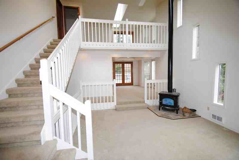 3823 Ne 96th St - Photo 3 of 19