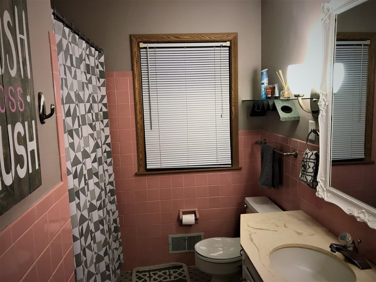 2326 Sumter Avenue South - Photo 3 of 15