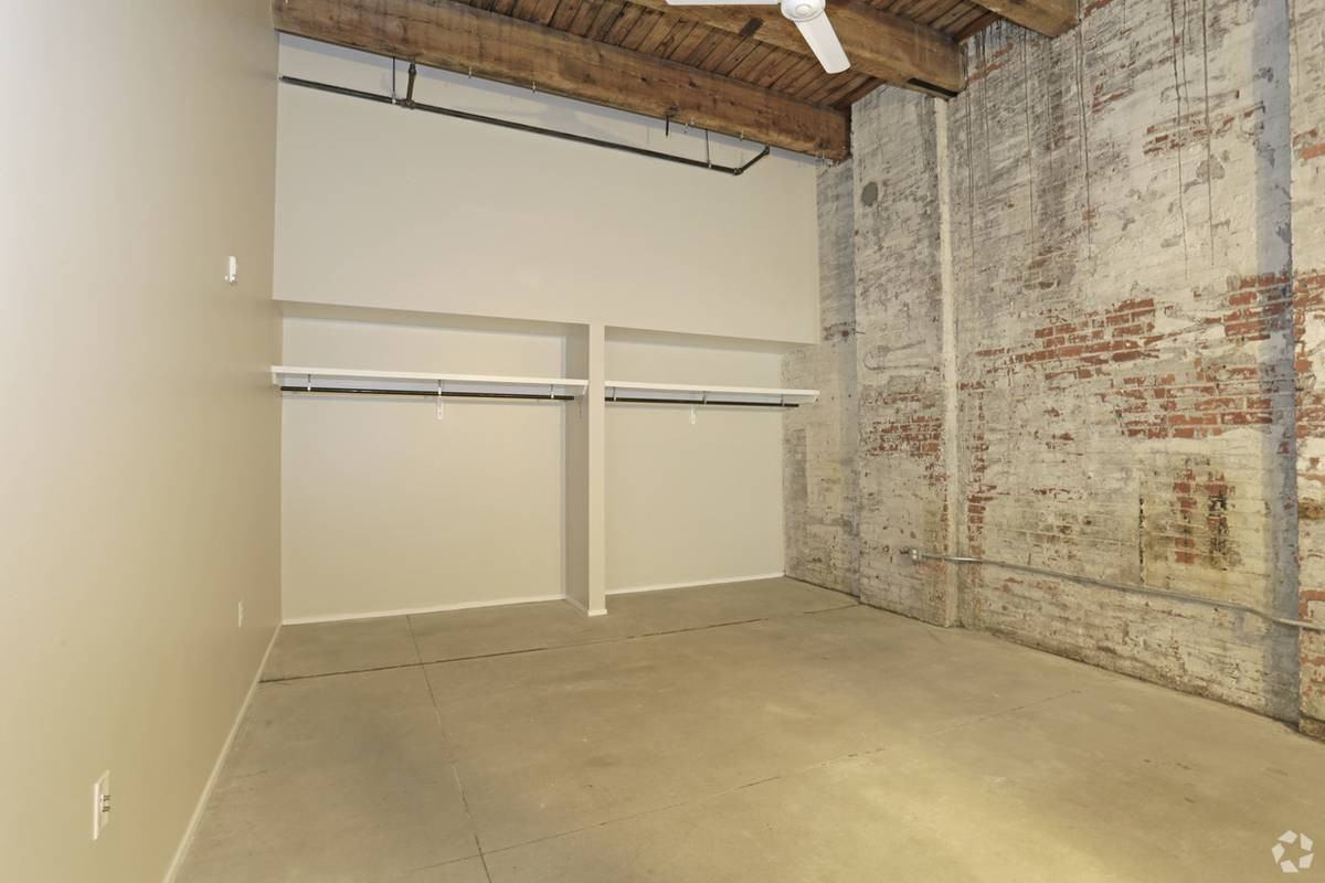 2501 LIBERTY AVENUEAPT 2-E #2E - Photo 6 of 10