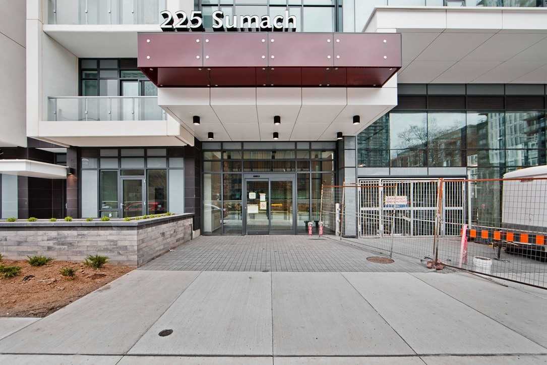 225 Sumach Street #805