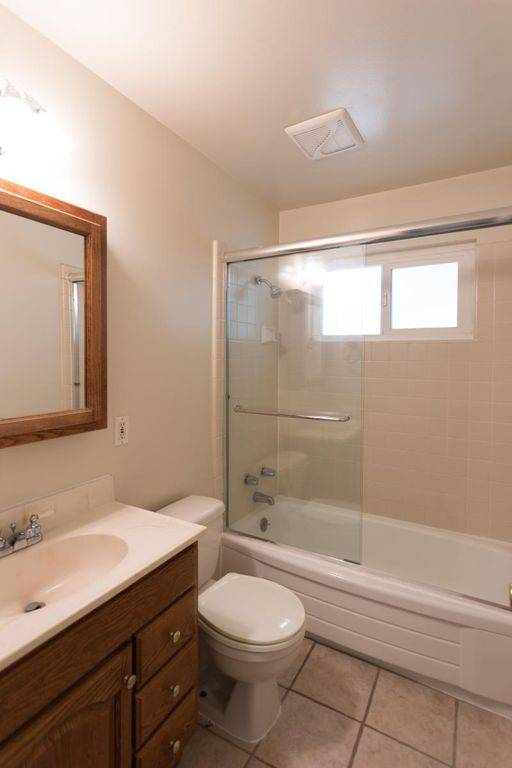 846 Apple Valley Drive - Photo 2 of 9