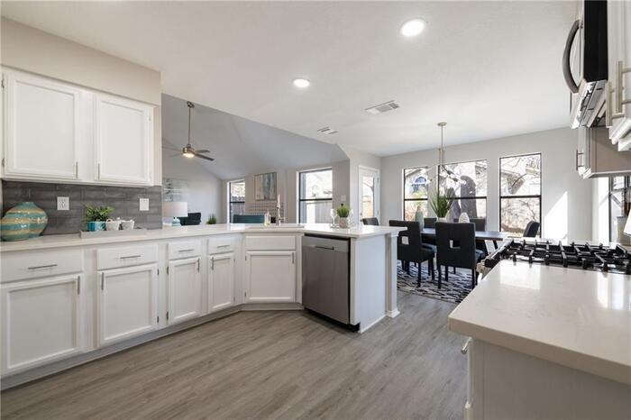 12804 Modena Trl - Photo 2 of 17