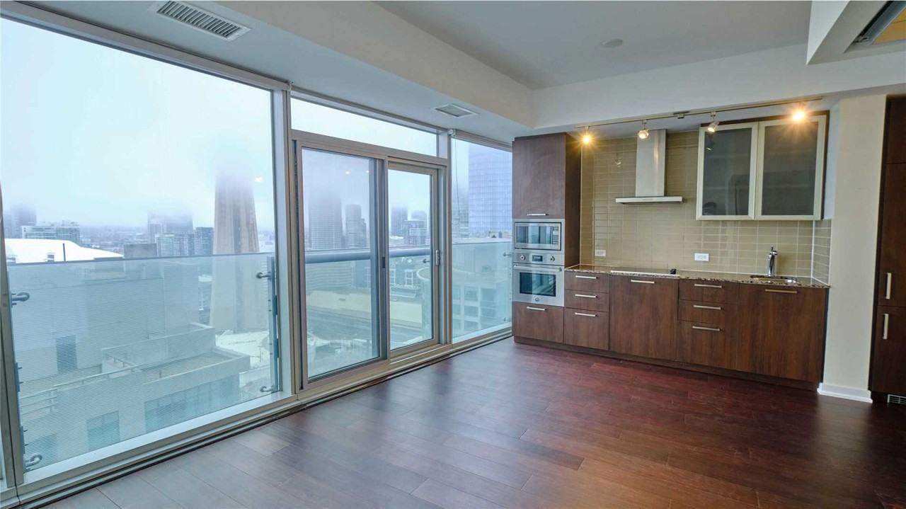 12 York Street #3306