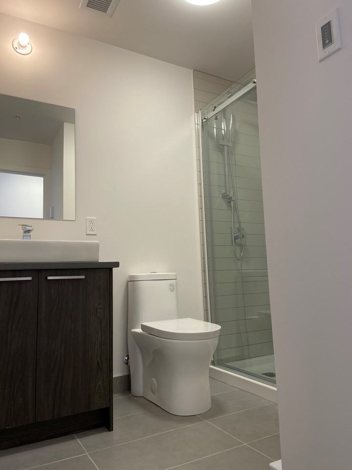901 Avenue Beaumont ##3 - Photo 2 of 10