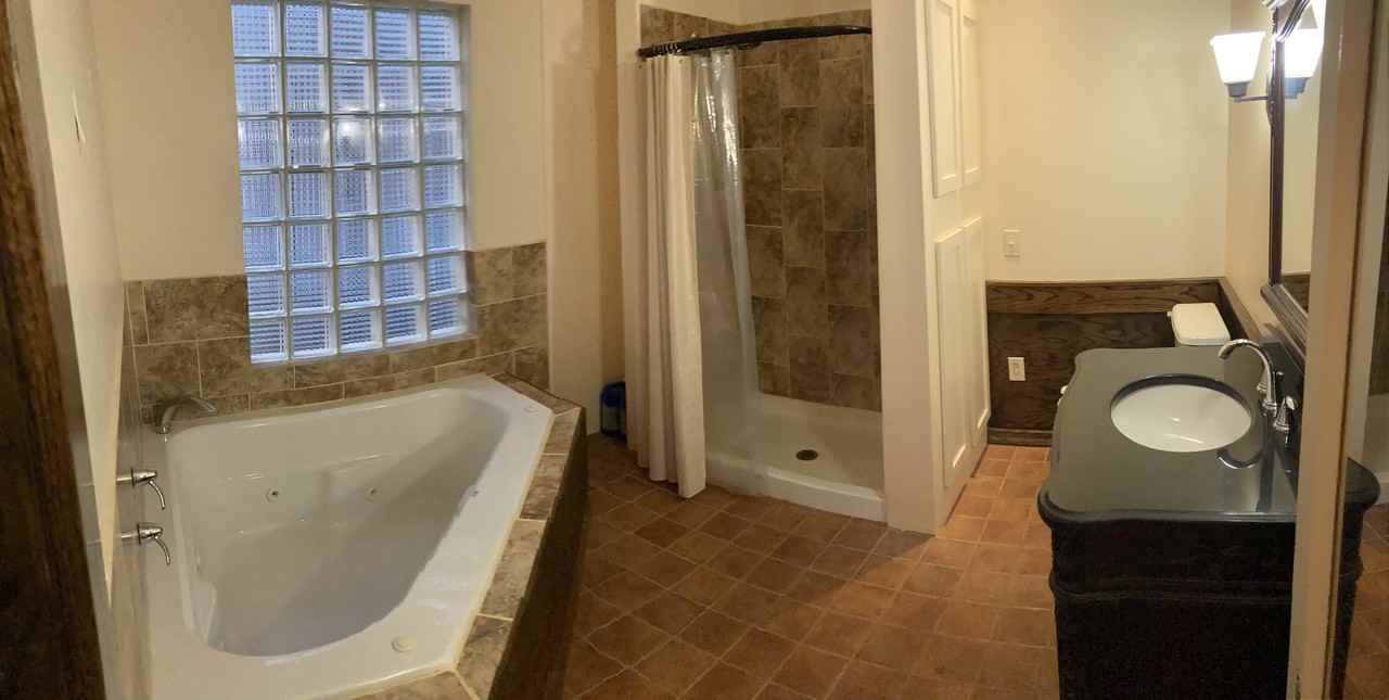 3408 Locust St #1 - Photo 3 of 11