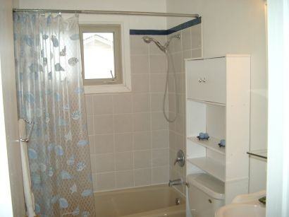 13552 Fairlawn Ave - Photo 2 of 6