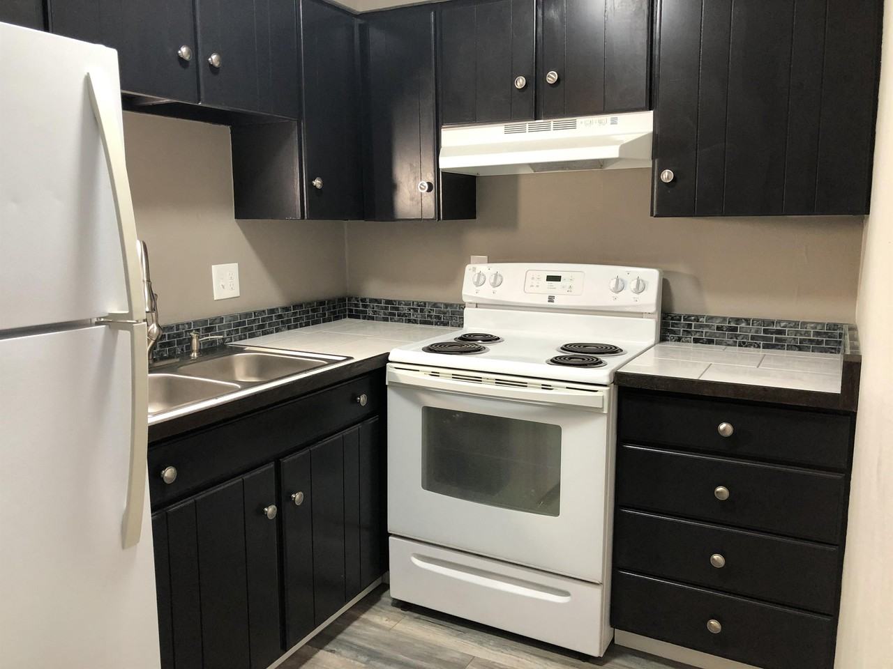 426 Main StreetSuite B - Photo 2 of 19