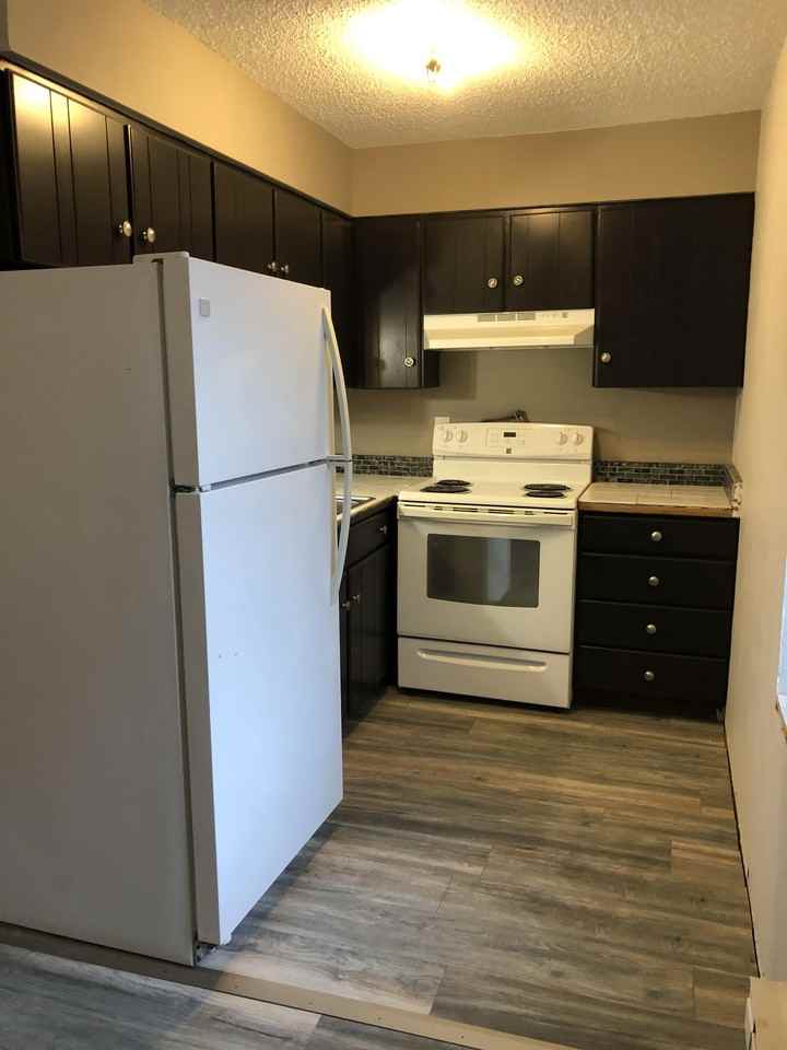 426 Main StreetSuite B - Photo 3 of 19