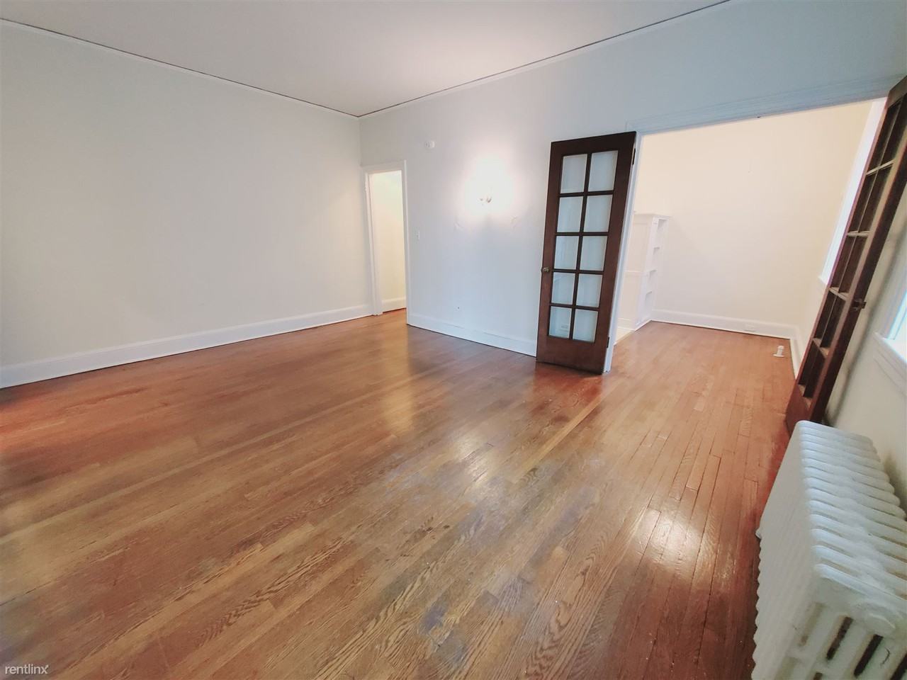 30 Spring St - Photo 3 of 6