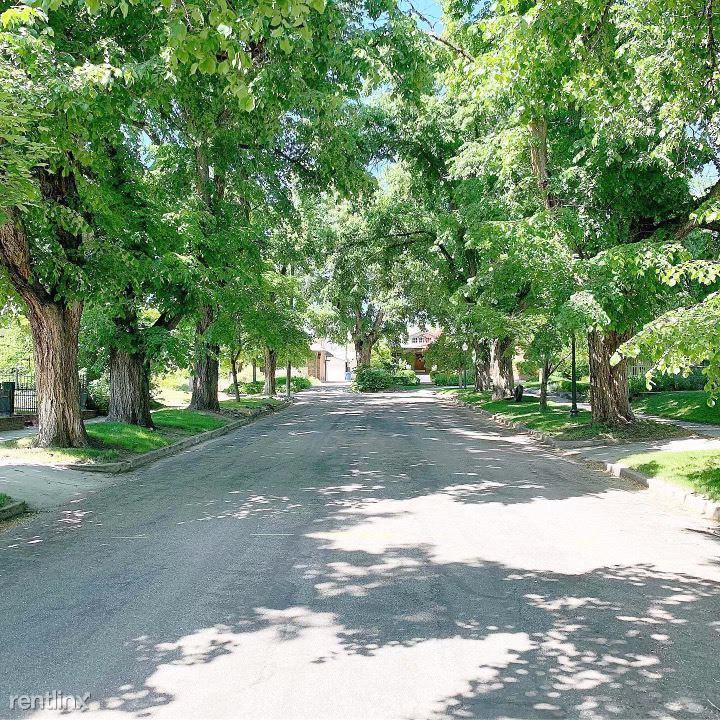 1359 S Glenmare St - Photo 2 of 17