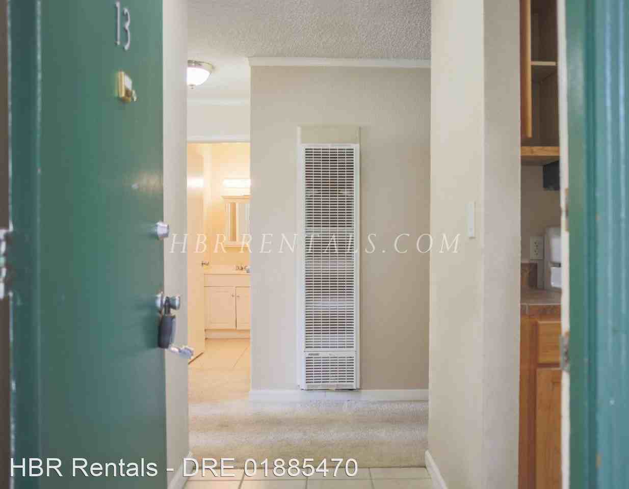 975 Murrieta Blvd. - Photo 3 of 14