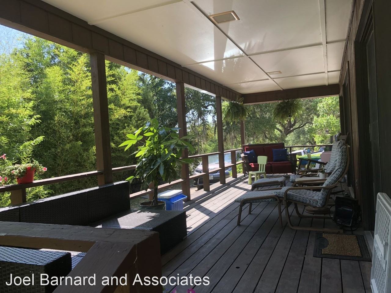 213 Oak Ridge Dr - Photo 3 of 19