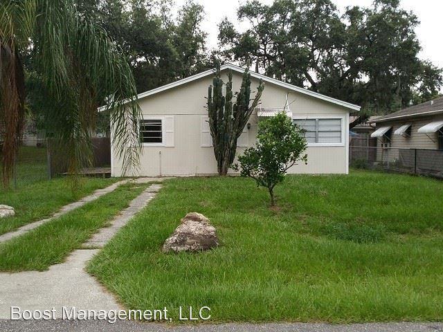 6914 Waycross Ave - Photo 3 of 18