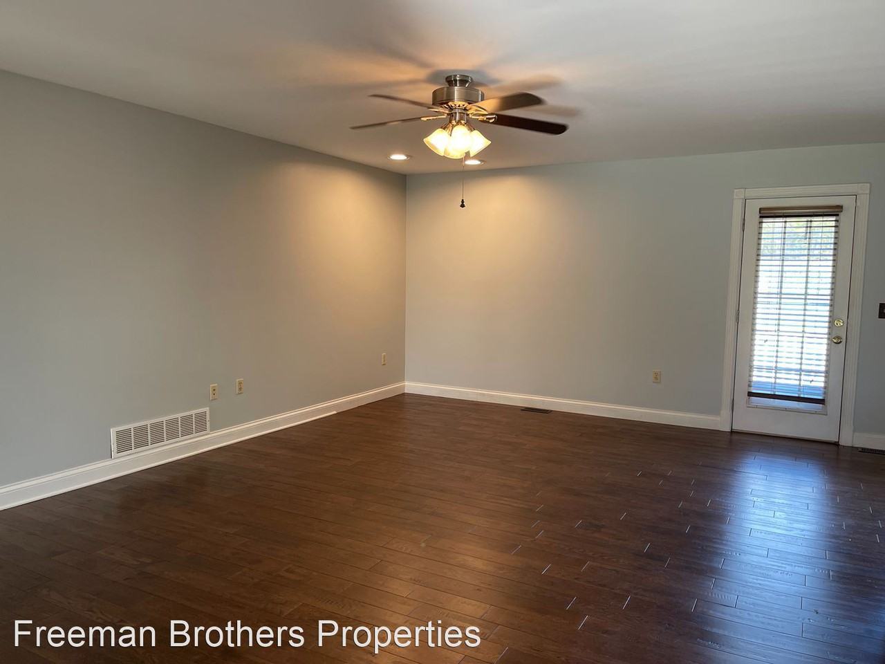 260 Bakersfield Ln - Photo 2 of 24