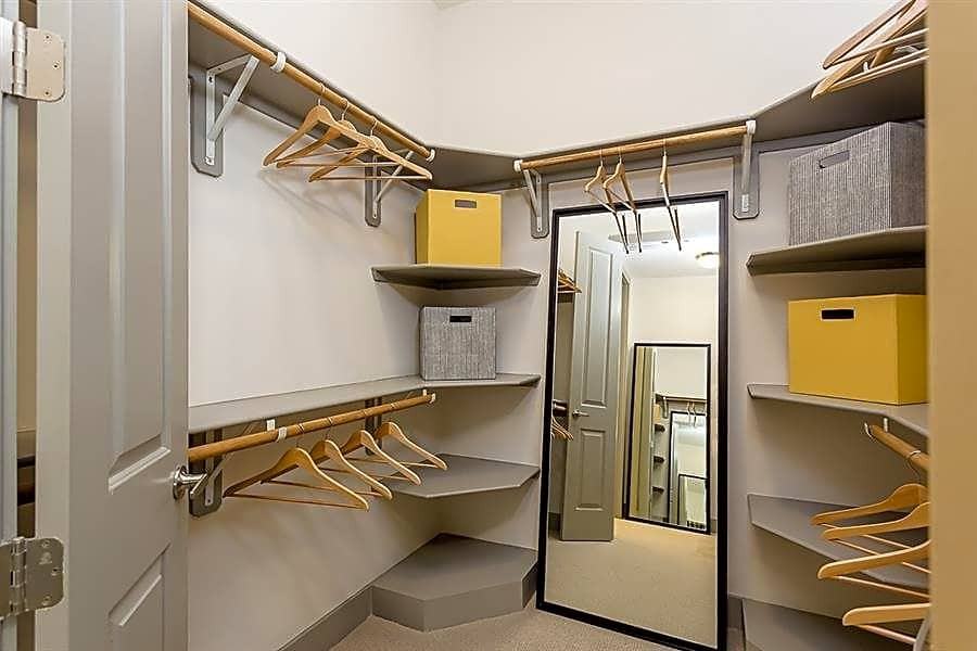 5741 Legacy Dr - Photo 3 of 7