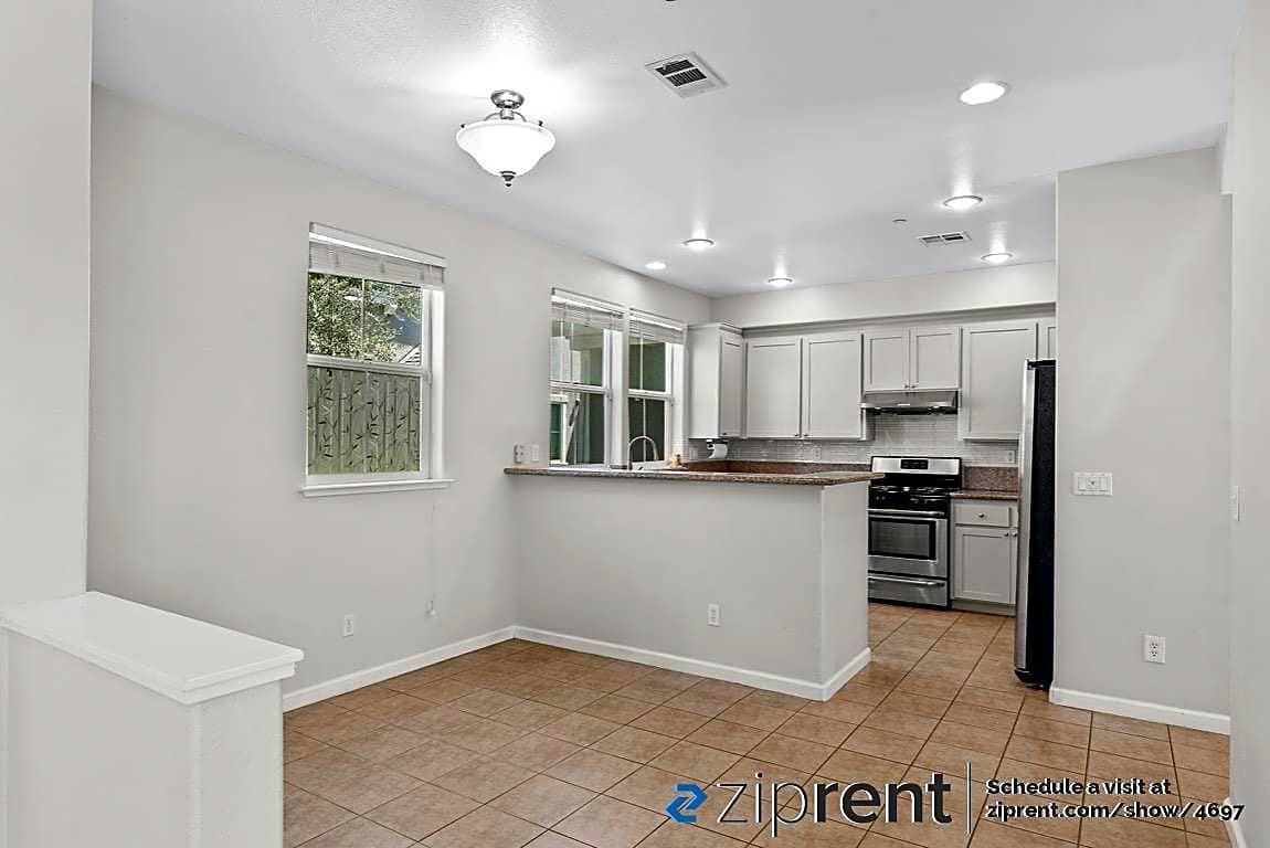 168 Caroline Ln - Photo 3 of 20