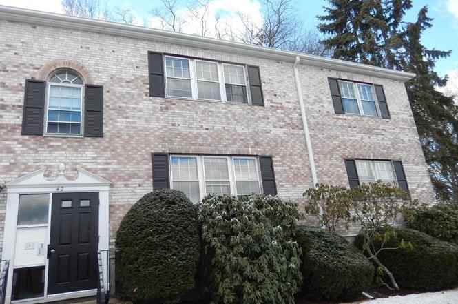 42 Lake Shore TerraceUnit 3 #3 - Photo 6 of 6