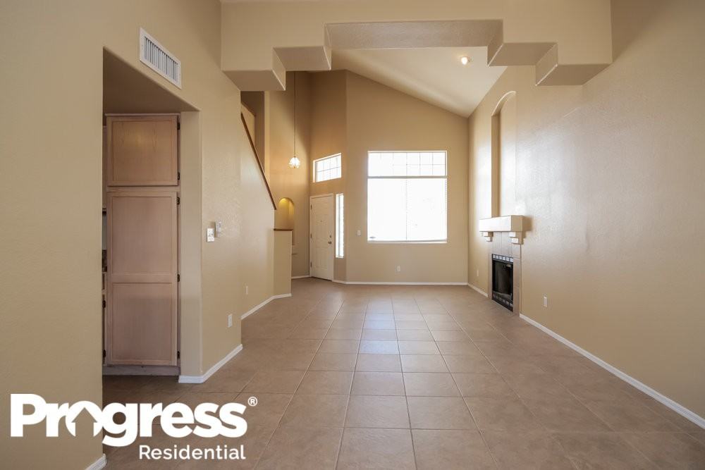 7248 W Maple Ridge Dr - Photo 2 of 18