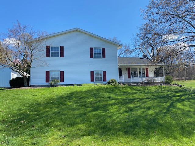 858 Maple Grove Rd - Photo 3 of 31