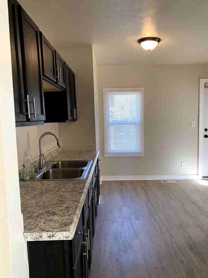 2837 N Gale St #2837 - Photo 3 of 12