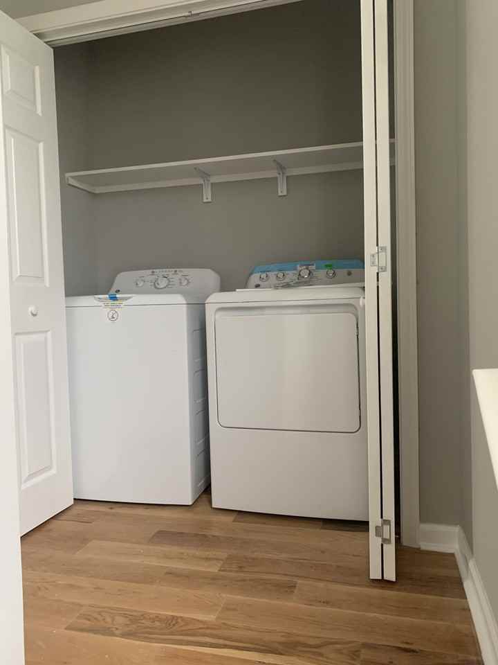 Burgundy Quad - Photo 3 of 31