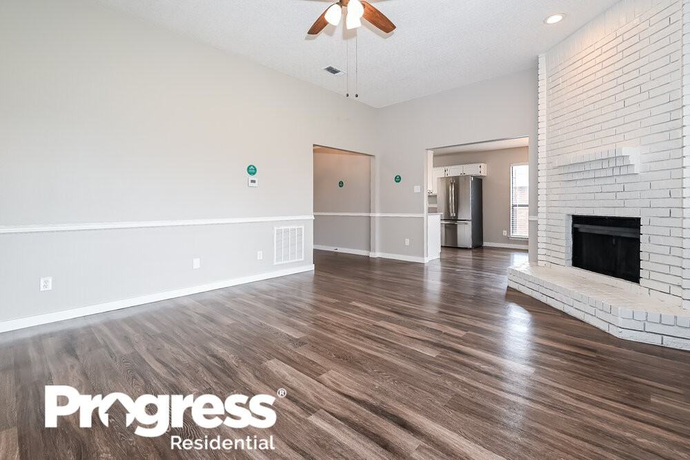 891 W Wintergreen Rd - Photo 3 of 21