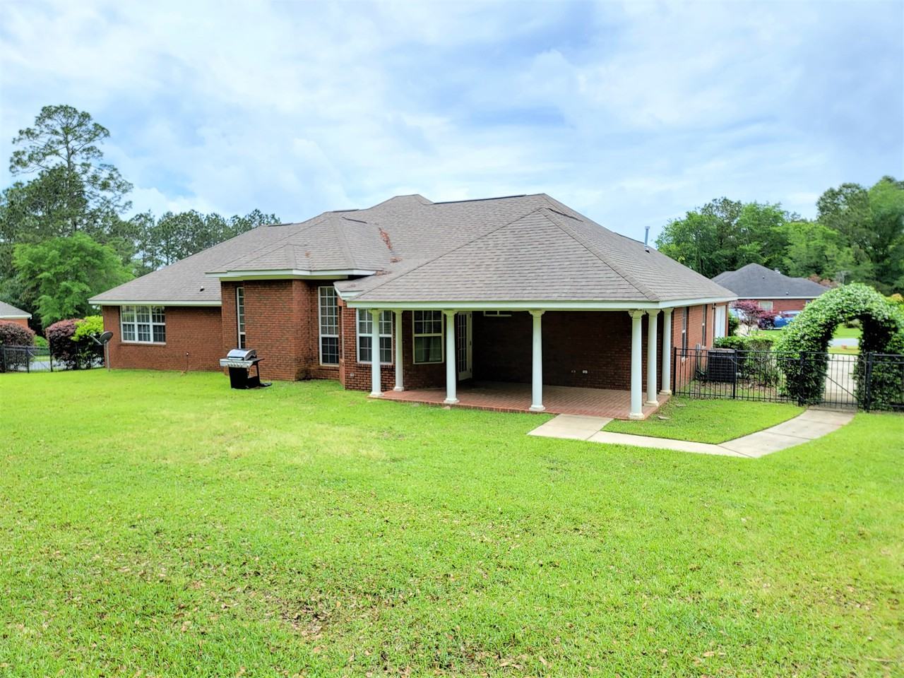 8131 Bloys Court - Photo 3 of 21