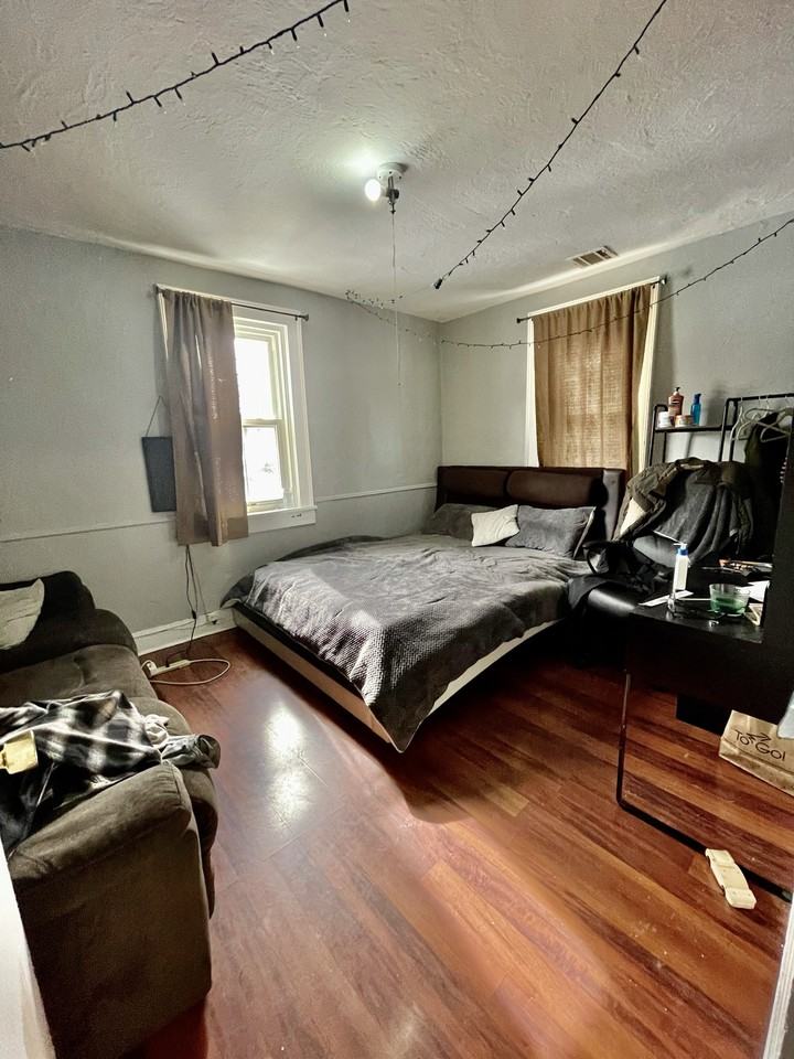 295 Main St #2ndFL - Photo 2 of 6