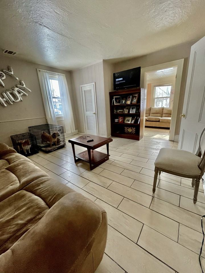 295 Main St #2ndFL - Photo 3 of 6