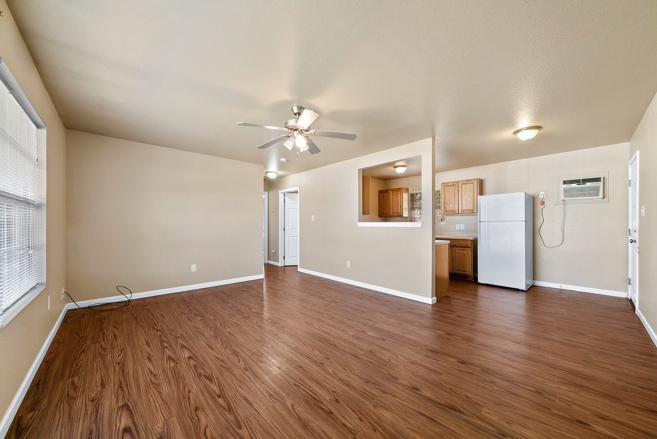 1222 West Thorain Boulevard #1 - Photo 6 of 27